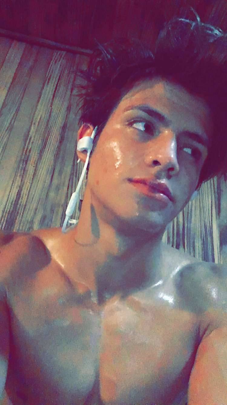 Sweaty Dylan Jordan