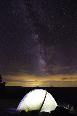 just–space:  The Milky Way from Yosemite,