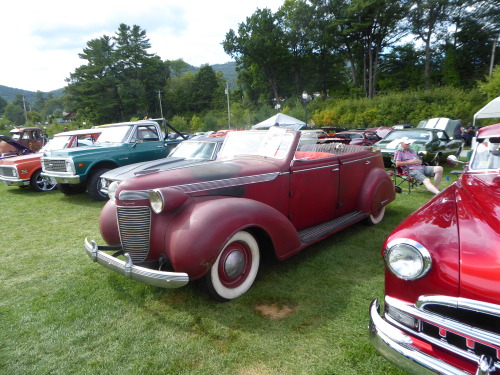 Chrysler Imperial, minus the roof. Interesting to see such a high-end luxury classic out and about i