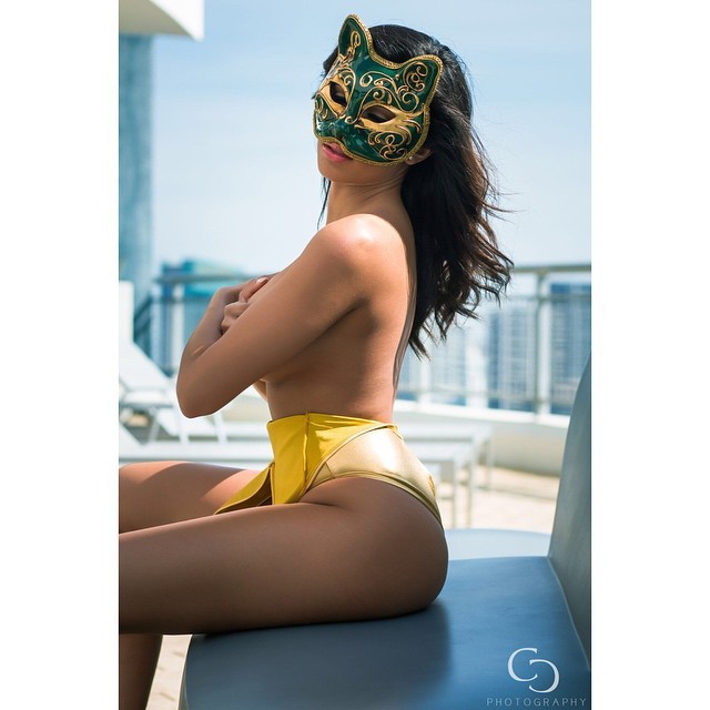 bombshellbootys:  Jazmine R