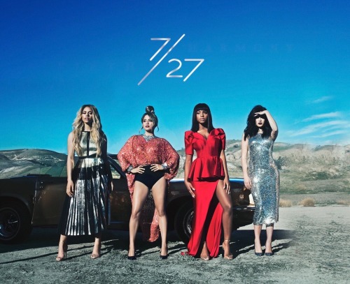 missconverseshoes:  emisonislifeok:  5H on top of their game with cutting Camila out  Looks better already