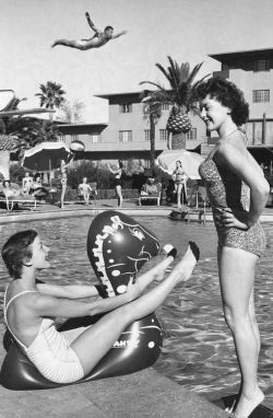 forties-fifties-sixties-love:  Las Vegas,