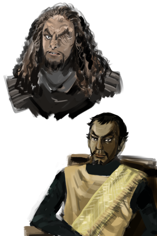 hadescavedish:Oh I love Klingons (those are random doodles)