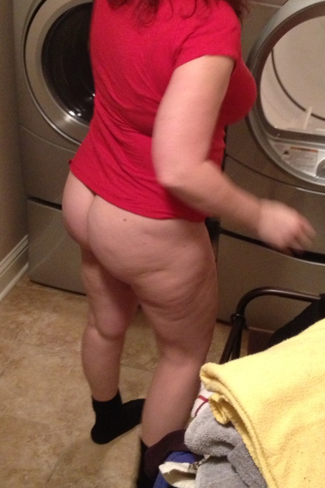 zombiekiller556:  Showing off that beautiful whore body.She’ll fuck anybody.