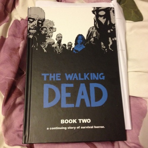 The addiction continues… #books #bookstagram #thewalkingdead #graphicnovels