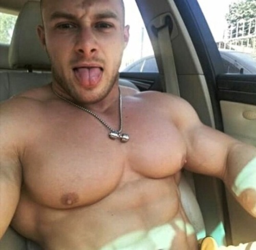 firtar: bigmusclestuds:Radoslav Angelov… hot fuckin stud!! IndeedRadoslav Angelov, BulgariaIG: rad