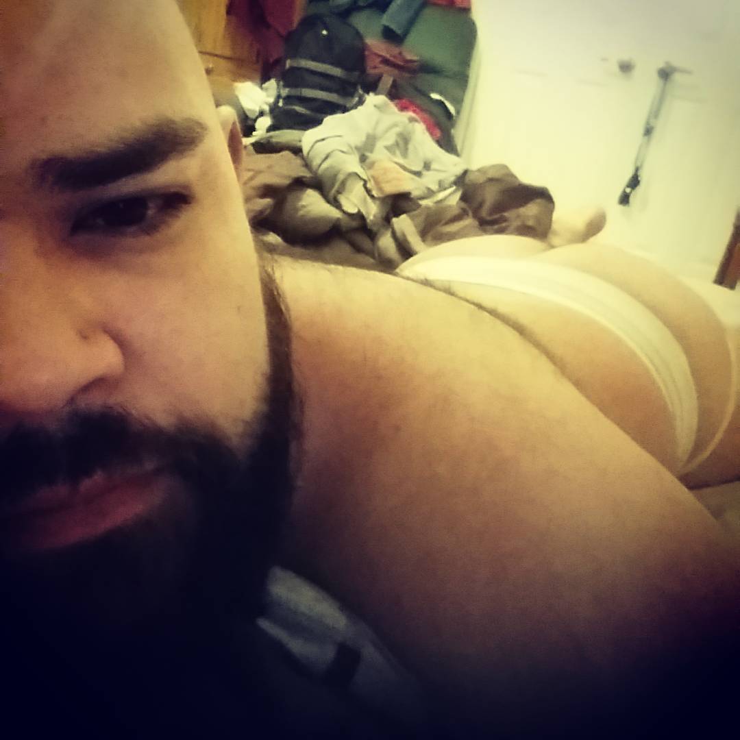 moose416:  Getting ready to go out tonight 😈🐷🙊