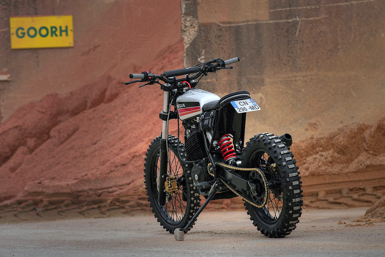 caferacerpasion:  Honda XR600R Street Tracker - Dimitri Chaussinand | www.caferacerpasion.com