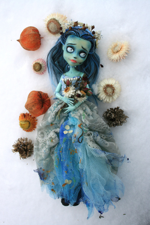 Somewhere between everything I repainted Monster High Frankie into Emily from Corpse bride.