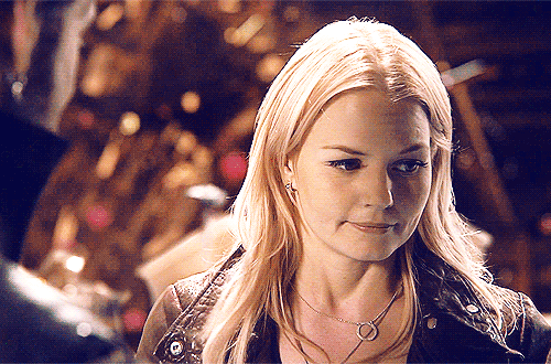 kimidakewooooo:  Captain Swan + Mirroring each other.    