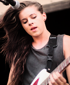 inkiero:  Lynn Gunn performing with PVRIS on Vans Warped Tour ‘14, Camden, NJ.