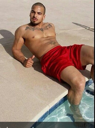 mascrawfreak:  This sexy nigga got dick &amp; azz AND he a Rican!  😍😍😍