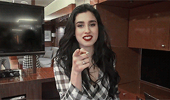 omglaurenjauregui:  @LaurenJauregui: “Look into my eyes, that’s where my demons