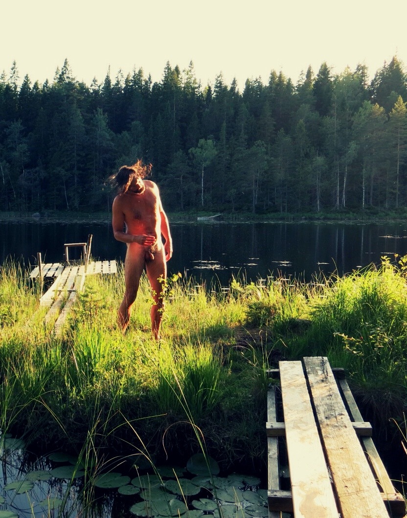 drooogne:  The Swedish summer is a wonderful time🙏 Peace and love to all!!😊