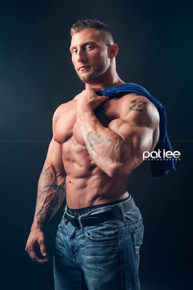 cdnlifter27:  Kevin James Photos: Pat Lee Photographer 