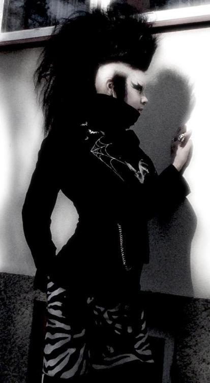 missgrotesque:  My friend Dess. <3 