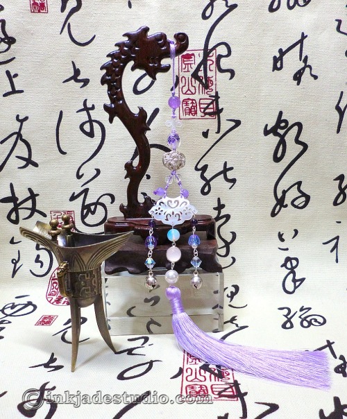 inkjadestudio: (via 100% Handmade Purple Traditional Chinese Tassel | Ink Jade Studio) Made this as 