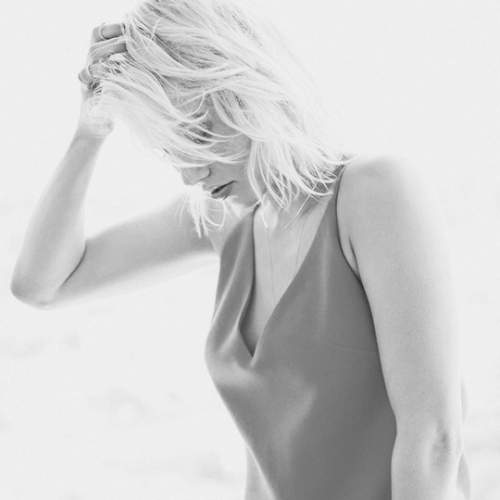 elliotaldrson: I have a really good wolf whistle—I can get someone’s attention from a mi