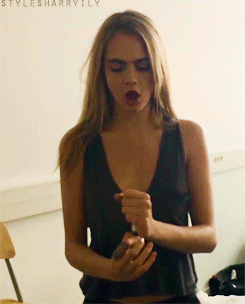 tumblr_nnrk5tnBxh1sgd2xxo1_250.gif