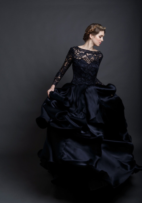 sponsalia: Sareh Nouri Spring 2016 Collection - Aisle Perfect The most perfect black wedding dress I