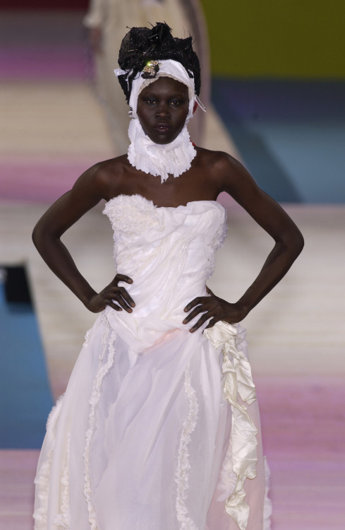 Alek Wek - Christian Lacroix - Couture S/S 2002