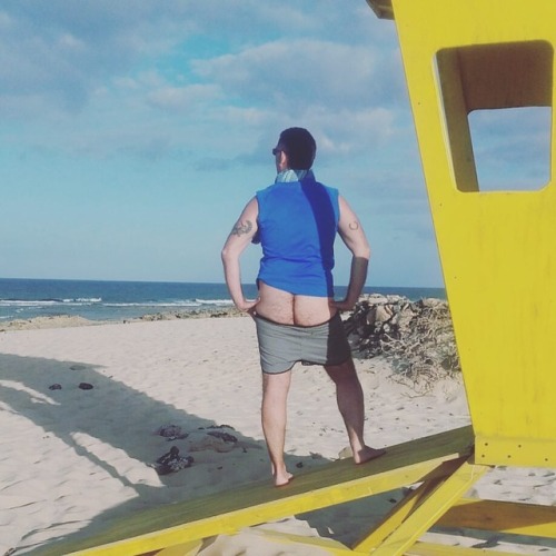 LIFEGUARD | BUTT Good thing we have this #anonymous #butt out there keeping our beaches safe! Keep u