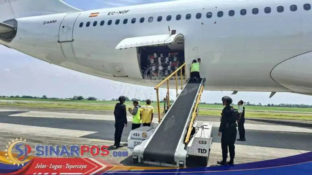 Satbrimob Polda Sumut Berhasil Tangani Ancaman Bom Pesawat Saudi Airlines SV5688 di Bandara Kualanamu