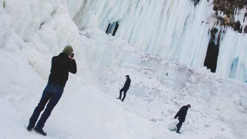 “Frozen”Minnehaha Falls VersionThere is something about being in the elements with the ones you care