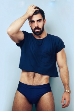 incognitomen:  3leapfrogs:  modelbegood:  Armando Santos  http://modelbegood.tumblr.com  .3leapfrogs|48.0K| •=• •=• •=•   Fuck me that’s HOT! More at men incognito!