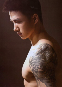 auberonbc:  For more Gorgeous Asian Men visit:http://auberonbc.tumblr.com/archive