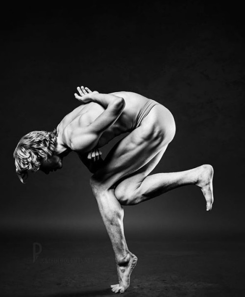  Johannes Goldbach - SemperOper Ballett Dresden - photo by Dean Barucija, Pickled Thoughts 