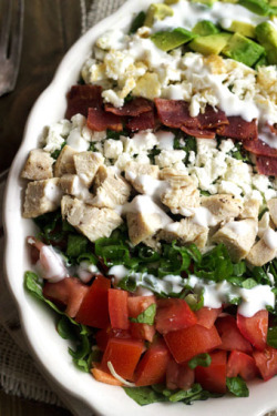 jassminekay:  Dinner Idea: Cobb Salad Ingredients: 3 Cups Lettuce, Chopped 4 Strips Turkey bacon 4 Egg whites (&frac12; cup of liquid egg whites) 1 Large tomato, cubed (About ½ cup of cubes) ¼ Cup Green onion, diced 1 Large chicken breast, cubed (About
