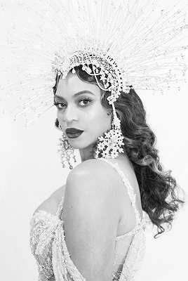 slaybey:  Beyoncé photographed by Raven