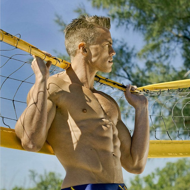 muscle-addicted:  Adam Fletcher 
