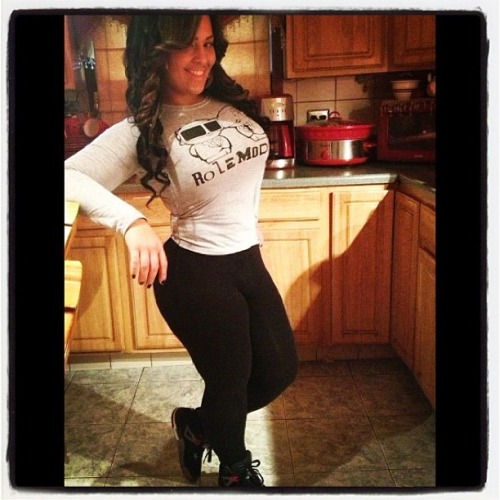 thickleggz:  Cheka Fierce looking ridiculously THICK!!! Click here for more Thick Leggz.    Submit your Leggz HERE!