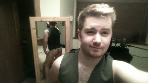attention-deficit-ooo-dick:  This is my appreciation of Alex’s Butt post. I mean just damn. if you don’t follow him for his stunning looks, great voice, cute dorky side or anything else…follow him for his ass. http://captainjaneways-bitch.tumblr.com/