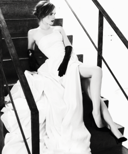 dailyemmaswatson-deactivated201:  Emma Watson