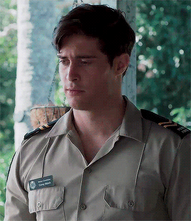 tumblr_pmmuhjH6DD1y0fs57o1_400.gif