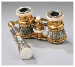 queenbee1924:  highvictoriana:  Late 19th century opera glasses by Colmont of Paris.  gorgeous 