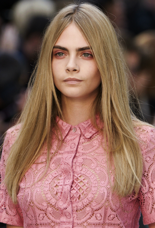 worlddelevingne:  cara blog