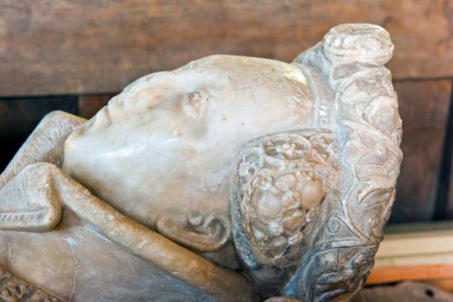 Effigies of Sir William Wilcote (died 1410) and his wife Elizabeth (died 1445) in Wilcote chantry ch