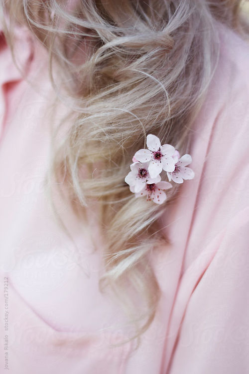 stocksyladies:  Flower in girl’s hair By adult photos