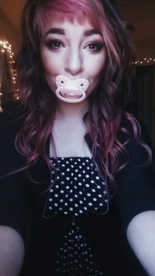 plxshdoll:  My first paci!!! 