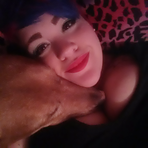 justabebopbaby:  Snuggles with Arthur Fonzarelli  lucky Arthur