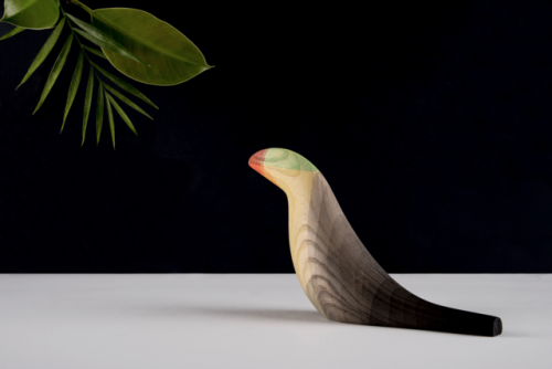 shiroganekeith:itscolossal:Elegant Wooden Birds Dipped in Watercolor Plumage by Moisés Hernández@lun
