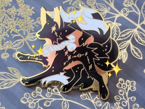 godbirdart:  my star-wandering kitsune pins are now available in my online shop!