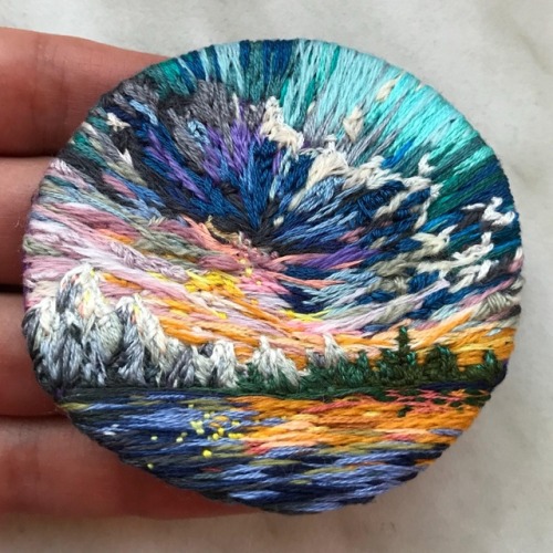 sosuperawesome:Embroidery Art and Brooches, by Shimunia on EtsySee our ‘embroidery’ tag