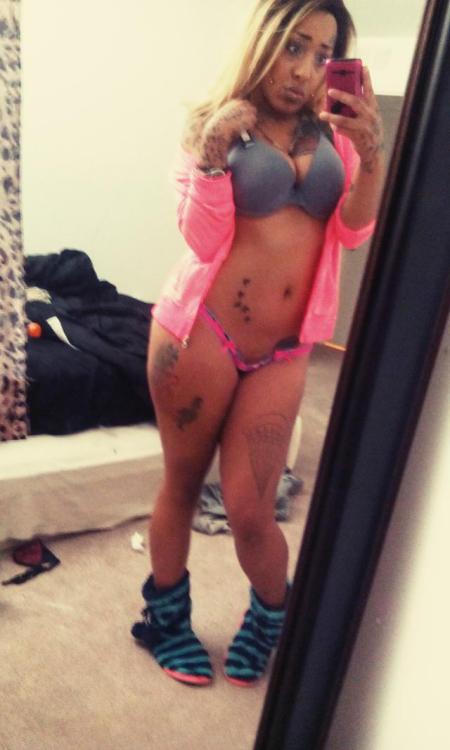 sidebitchesonly:  Good laawwwwdCheck out her video below!