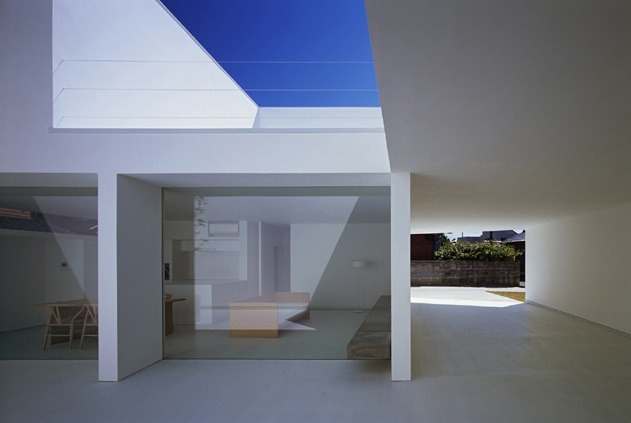 Takuro Yamato Architects - White Cave House