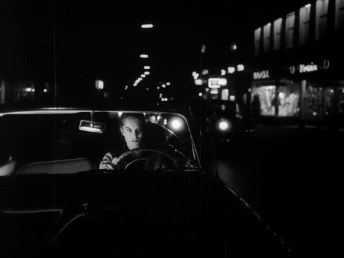 She Walks by Night (Rudolf Jugert, 1959)